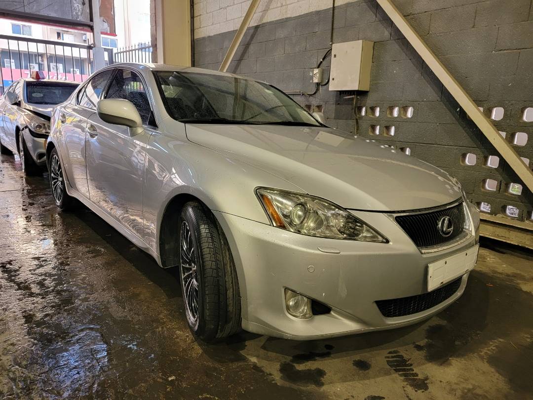 2007 LEXUS IS 250 — 269503 KM — Lot 872058412 — Main - Marhaba Auctions Used Cars - Image 3
