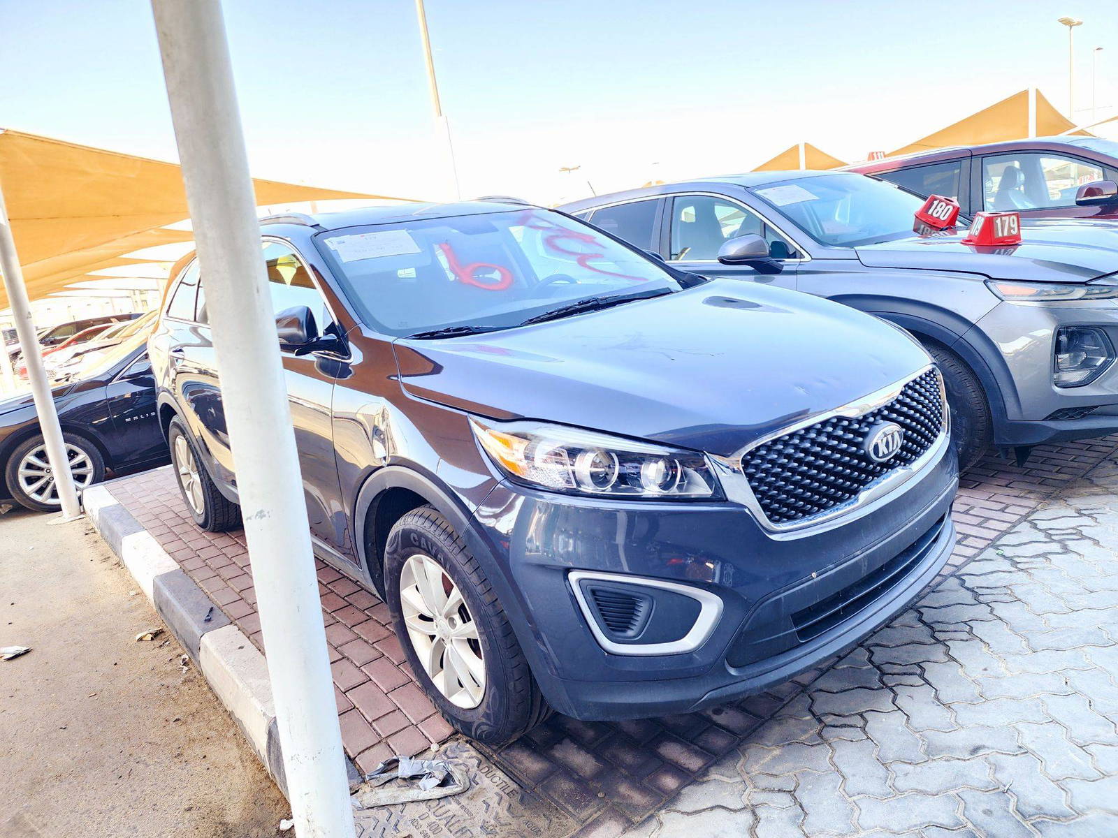 2018 KIA SORENTO — 152776 Miles — Lot 50167681 — Souq - Marhaba Auctions Used Cars - Image 3