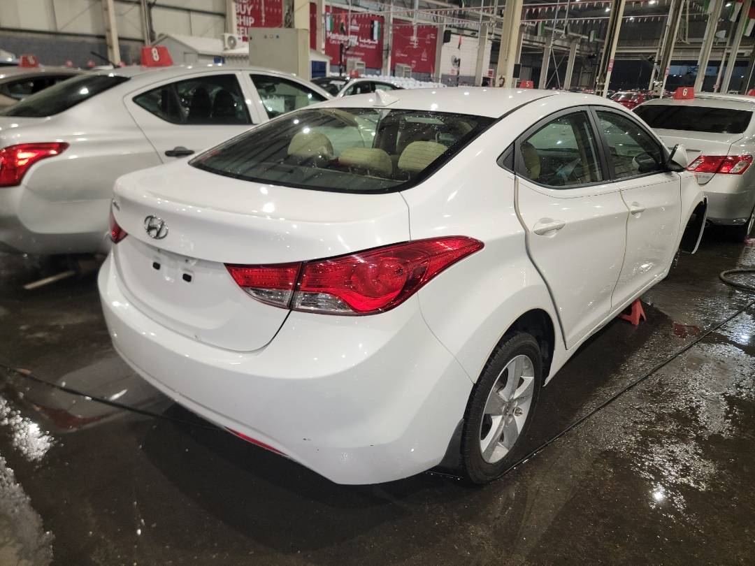 2013 HYUNDAI ELANTRA — 170320 Miles — Lot 68818713 - Marhaba Auctions Used Cars - Image 4