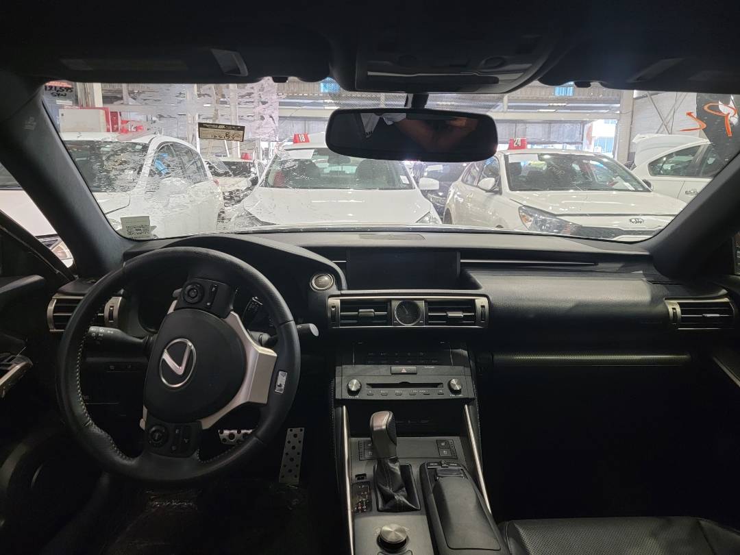 2015 LEXUS IS 250 — 122173 Miles — Lot F5064755 — Main - Marhaba Auctions Used Cars - Image 7