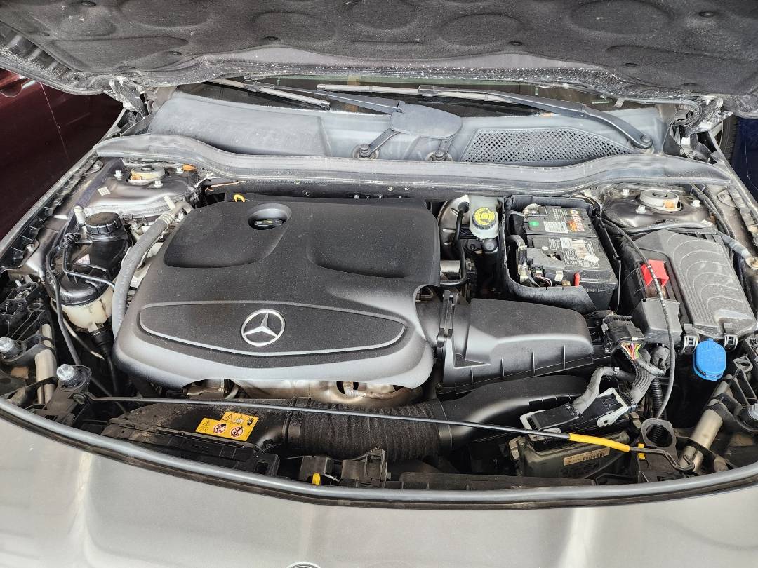 2018 MERCEDES BENZ CLA 250 — 92105 Miles — Lot 54304 — Souq - Marhaba Auctions Used Cars - Image 11