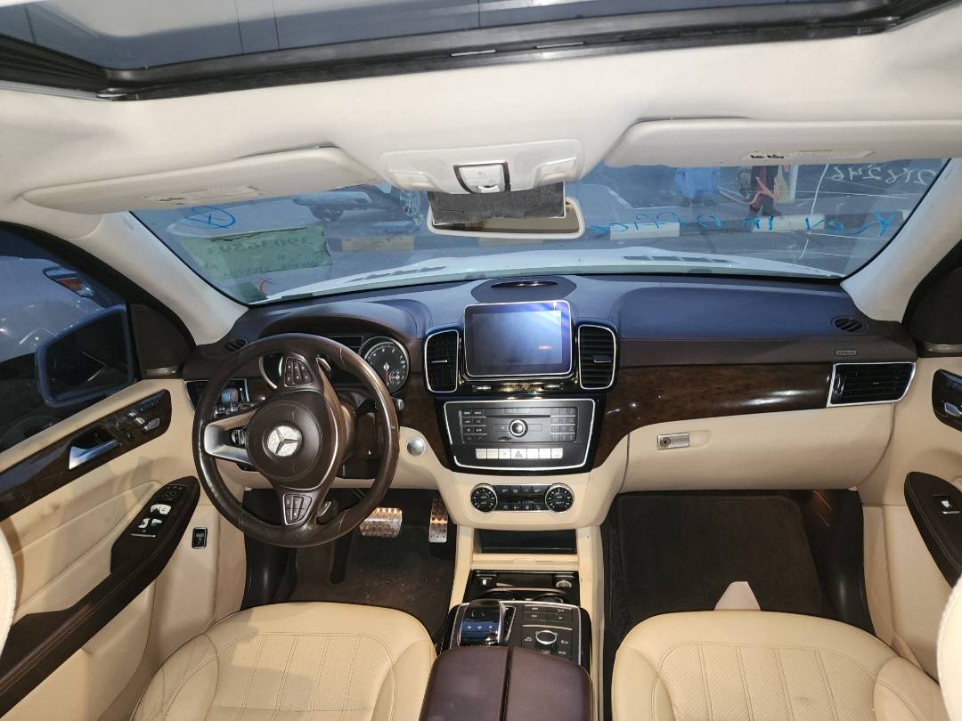 2017 MERCEDES BENZ GLS 450 — 116757 Miles — Lot 39036593 — Main - Marhaba Auctions Used Cars - Image 9