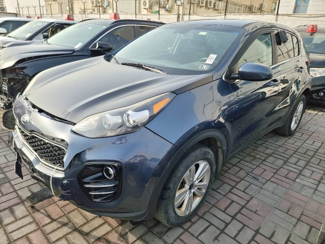 2018 KIA SPORTAGE — 135603 Miles — Lot 438611 — Ind. 12 - Marhaba Auctions Used Cars - Image 4
