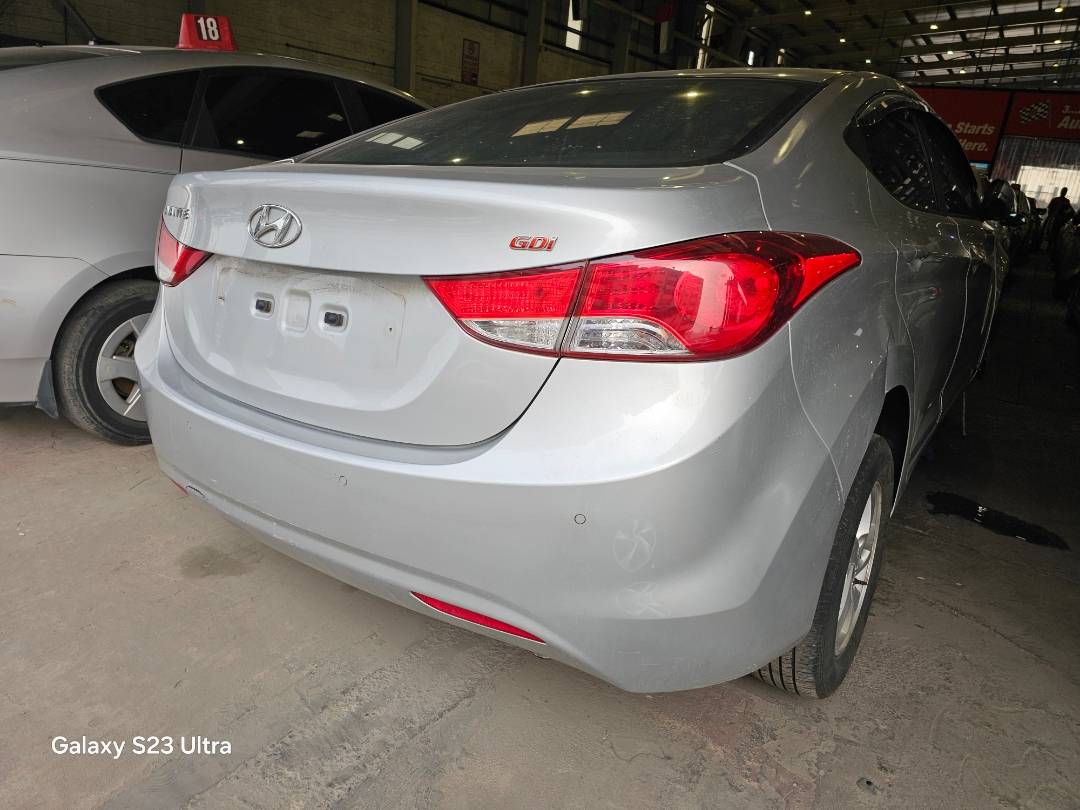 2014 HYUNDAI AVANTE — 90959 KM — Lot 881098 — Main - Marhaba Auctions Used Cars - Image 4