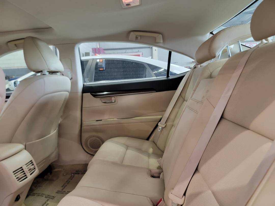 2015 LEXUS ES 350 — 133447 Miles — Lot F2180550 — Souq - Marhaba Auctions Used Cars - Image 8