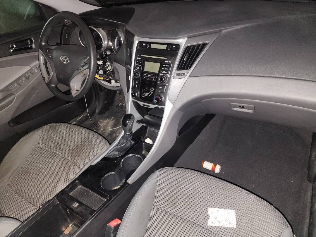 2011 HYUNDAI SONATA — 176538 Miles — Lot 81374243 - Marhaba Auctions Used Cars - Image 6