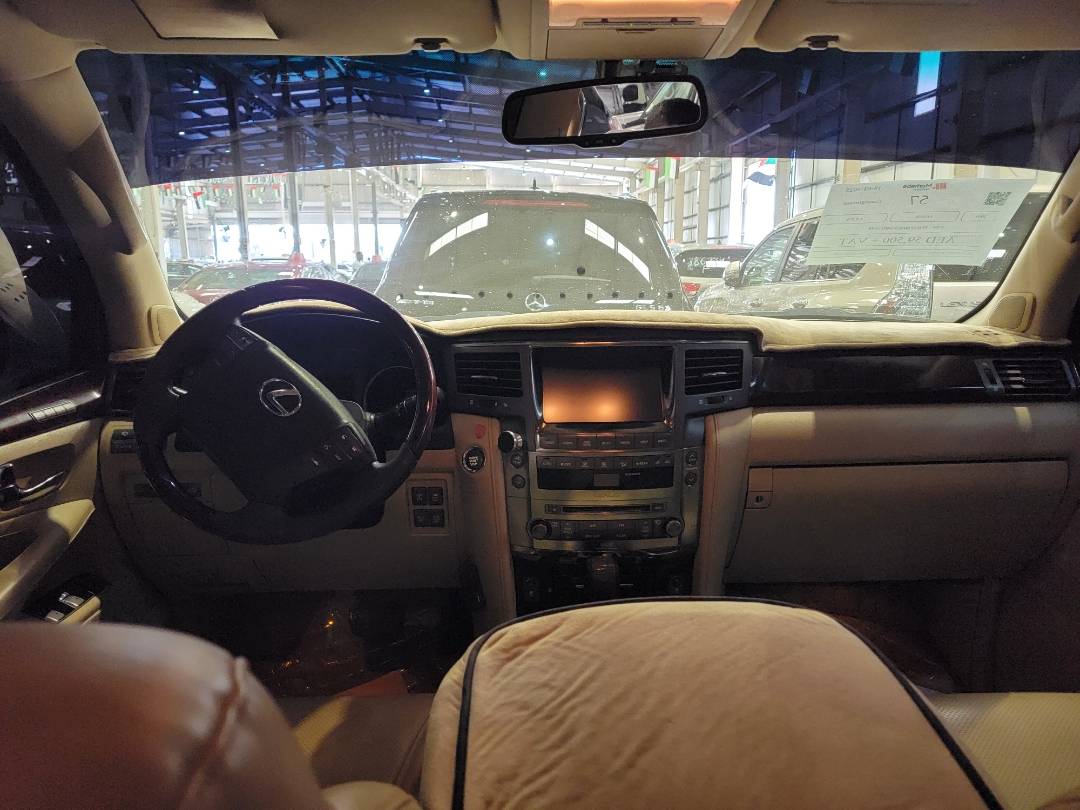 2009 LEXUS LX 570 — 255238 KM — Lot 94023594 — Main - Marhaba Auctions Used Cars - Image 8