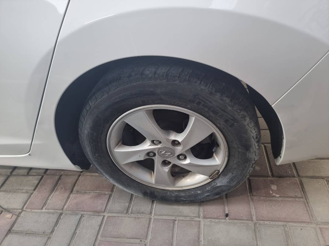 HYUNDAI AVANTE 2012 - Marhaba Auction Used Cars - Image 9