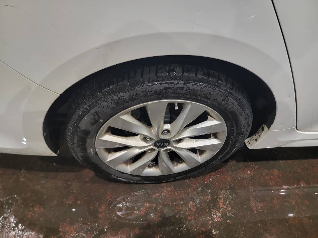 2018 KIA OPTIMA — 111795 Miles — Lot 60977053 - Marhaba Auctions Used Cars - Image 5