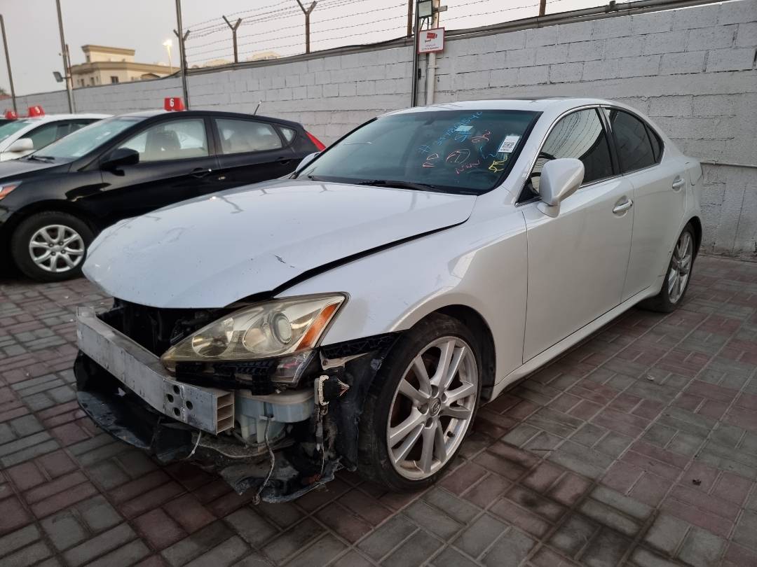2007 LEXUS IS 250 — 229749 Miles — Lot 214578 — Souq - Marhaba Auctions Used Cars - Image 4