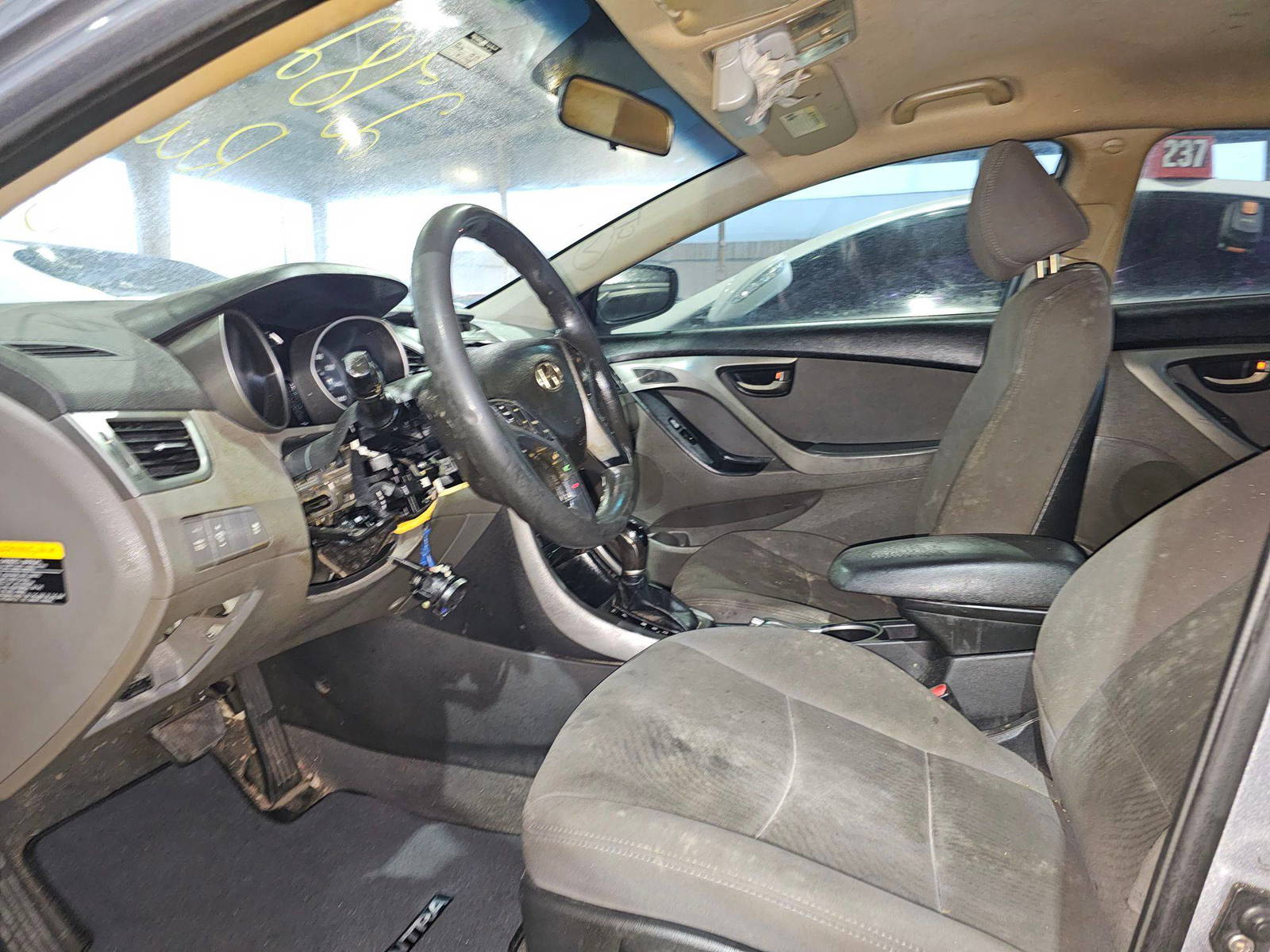 2015 HYUNDAI ELANTRA — 191179 Miles — Lot E0FU278227 — Souq - Marhaba Auctions Used Cars - Image 8