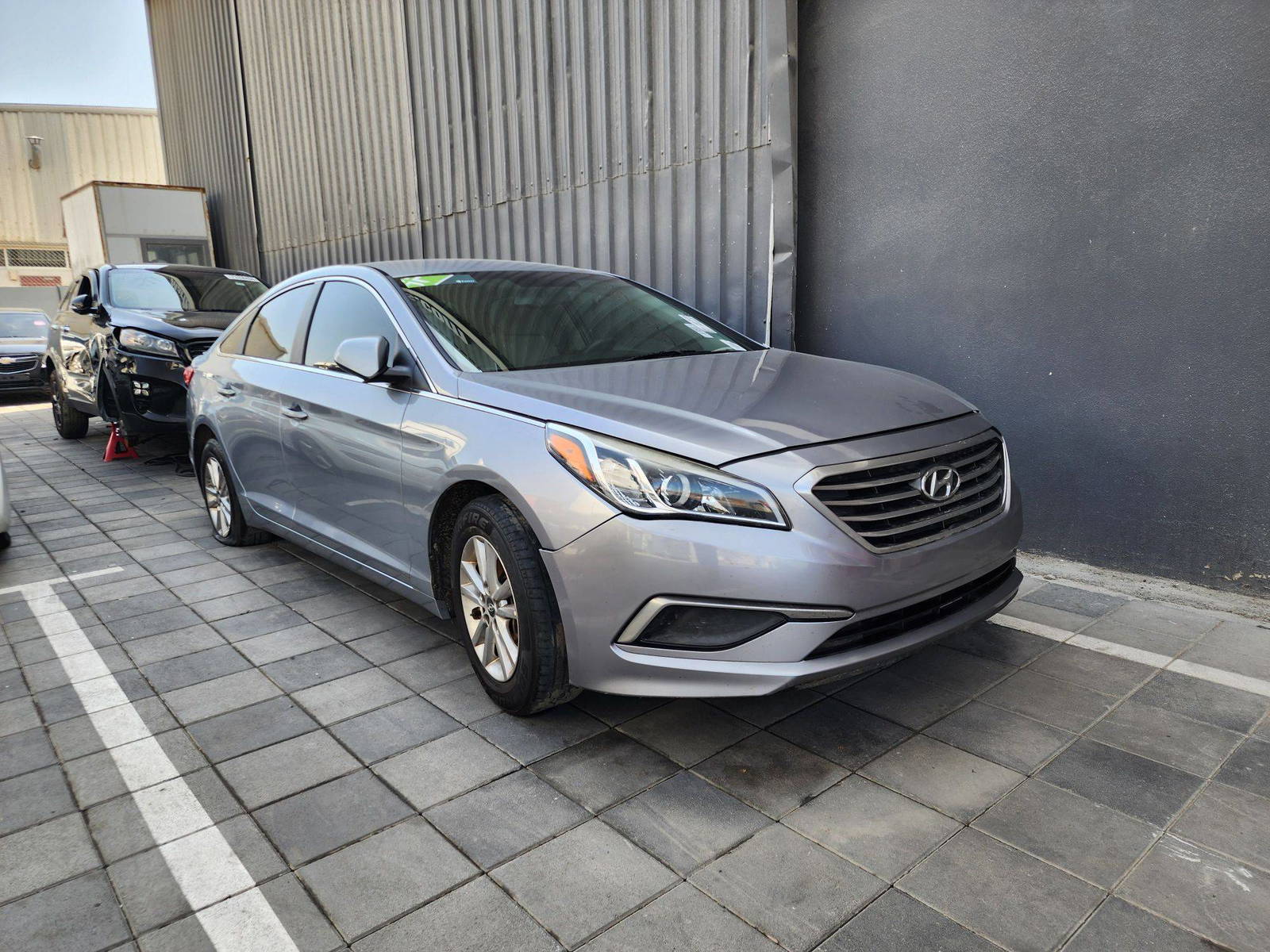 2016 HYUNDAI SONATA — 203042 Miles — Lot 343538 — Al Quoz - Marhaba Auctions Used Cars - Image 3