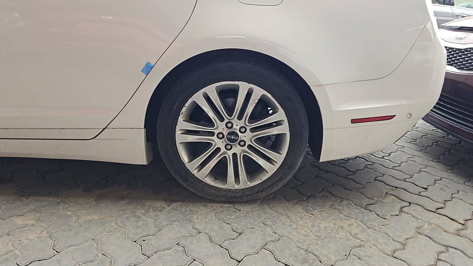 LINCOLN MKZ 2014 - Marhaba Auction Used Cars - Image 4