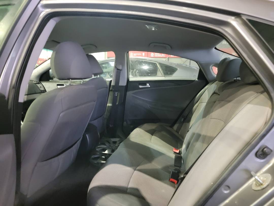 2012 HYUNDAI SONATA — 278676 KM — Lot H363602 — Main - Marhaba Auctions Used Cars - Image 6