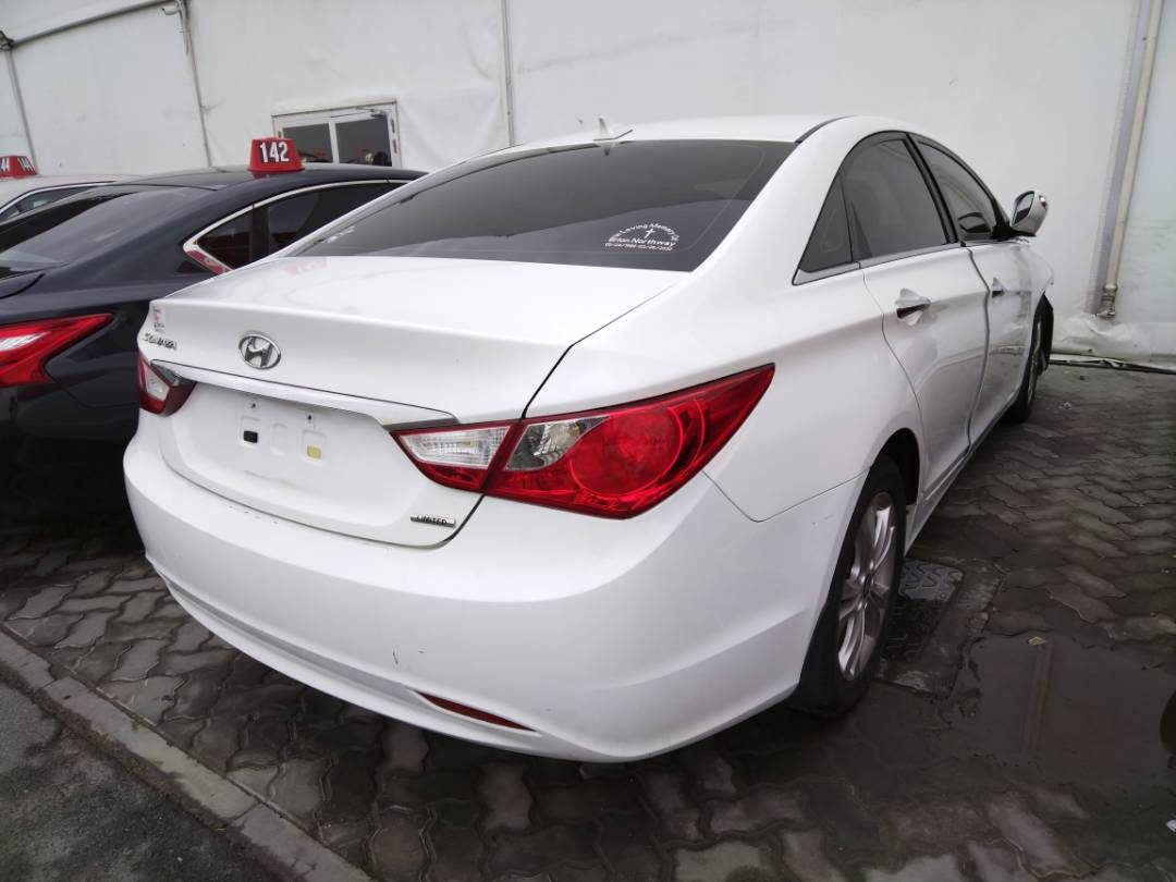 2013 HYUNDAI SONATA — 195750 Miles — Lot 37703078 - Marhaba Auctions Used Cars - Image 9