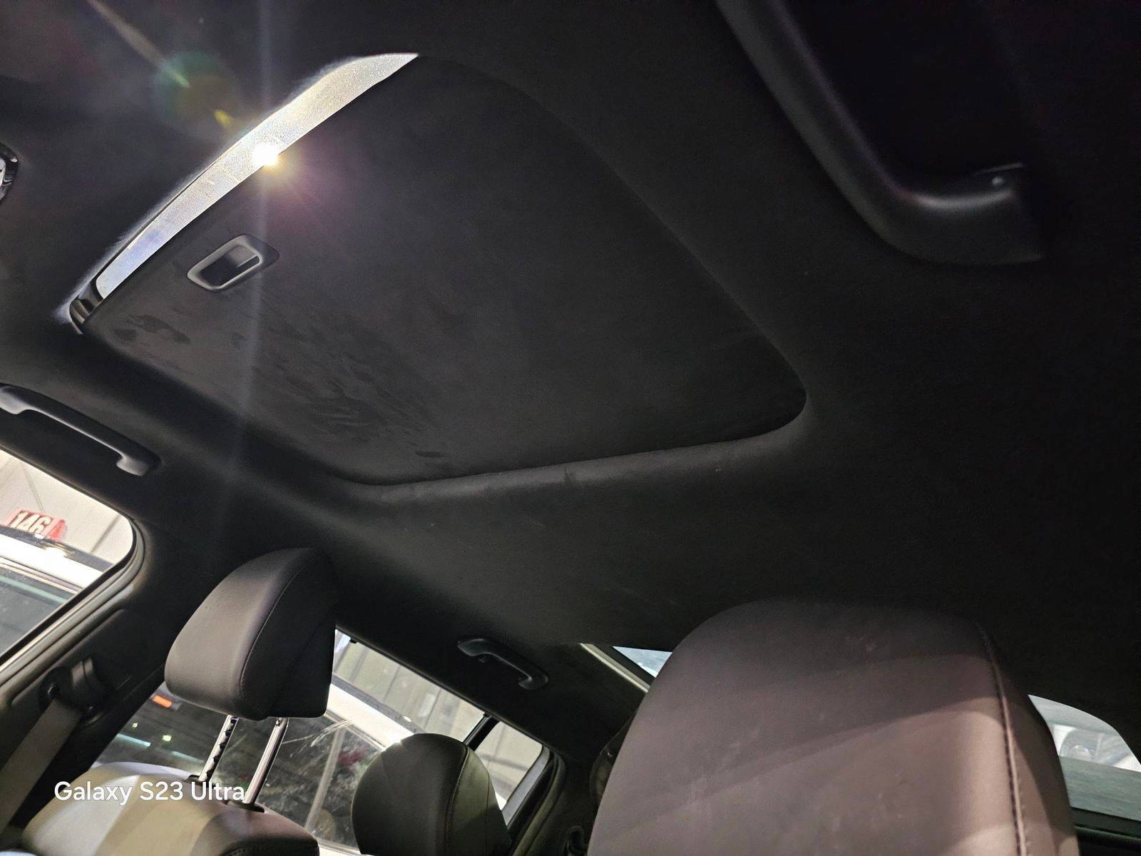2024 HYUNDAI SANTA FE — 17600 Miles — Lot RH058434 — Main - Marhaba Auctions Used Cars - Image 8