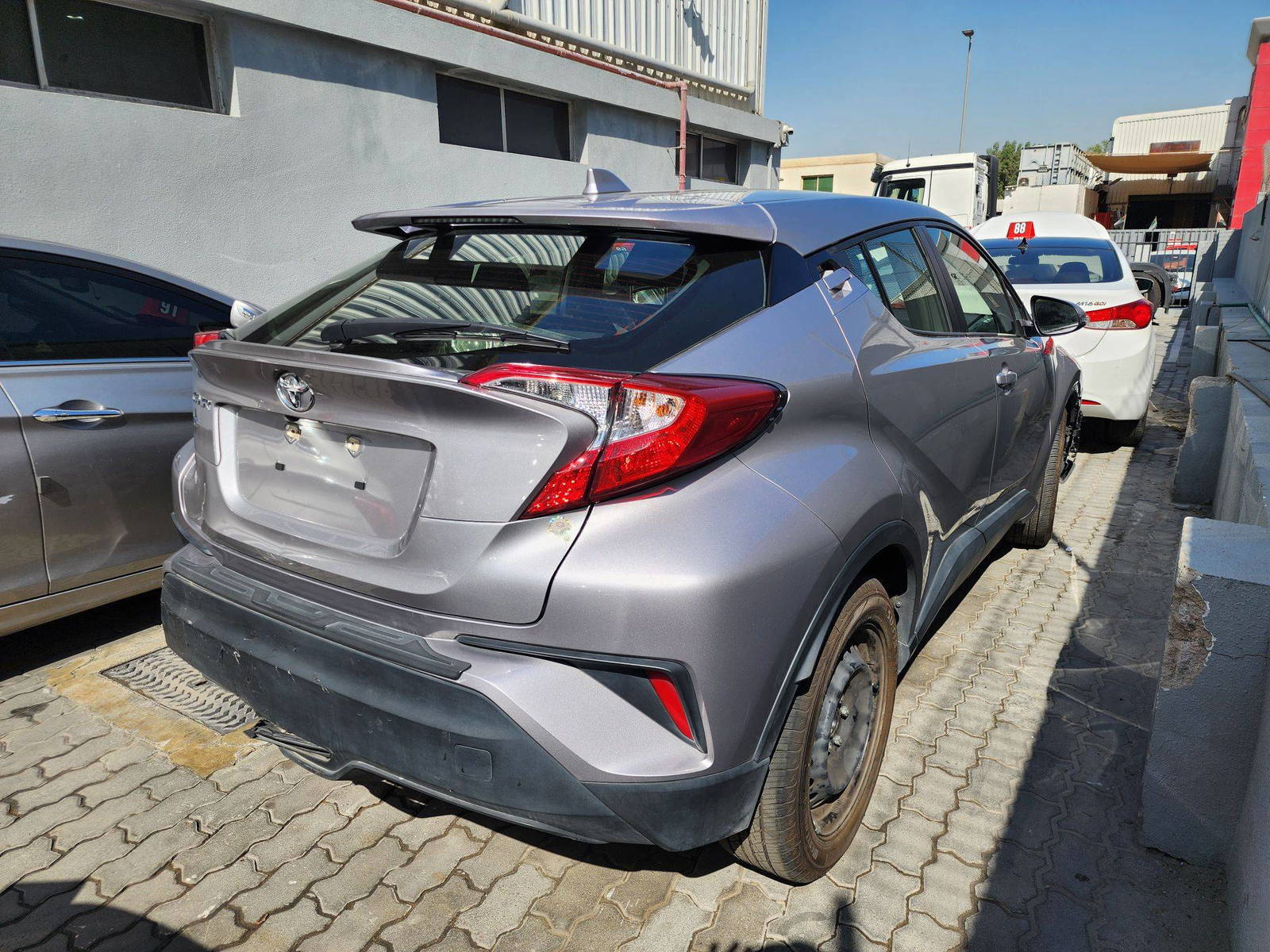 TOYOTA C-HR 2019 - Marhaba Auction Used Cars - Image 4