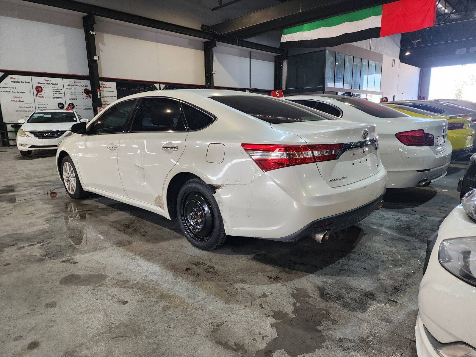 2014 TOYOTA AVALON — 174490 Miles — Lot 43091837 — Ind. 12 - Marhaba Auctions Used Cars - Image 6