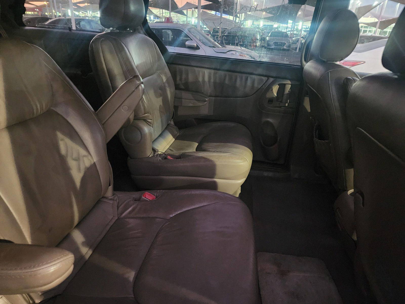 2004 TOYOTA SIENNA — 293144 Miles — Lot 70248123 - Marhaba Auctions Used Cars - Image 10