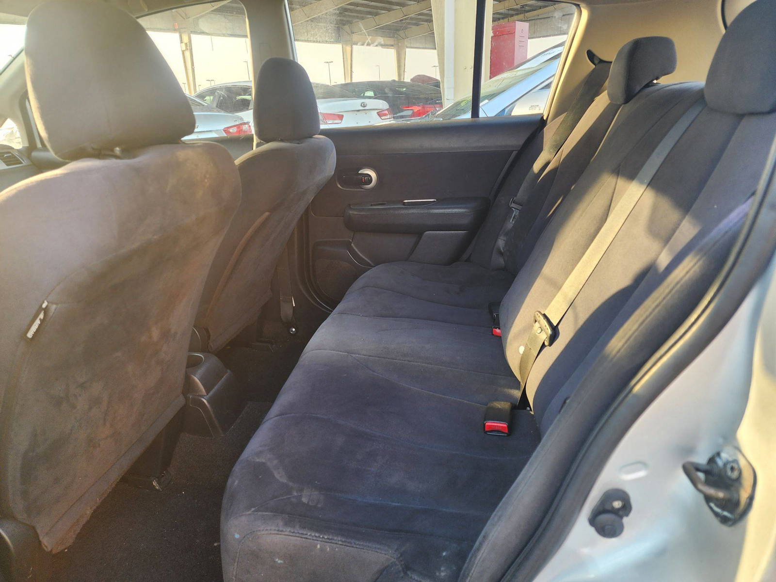 2008 NISSAN VERSA — 191090 Miles — Lot 42785084 — Souq - Marhaba Auctions Used Cars - Image 6