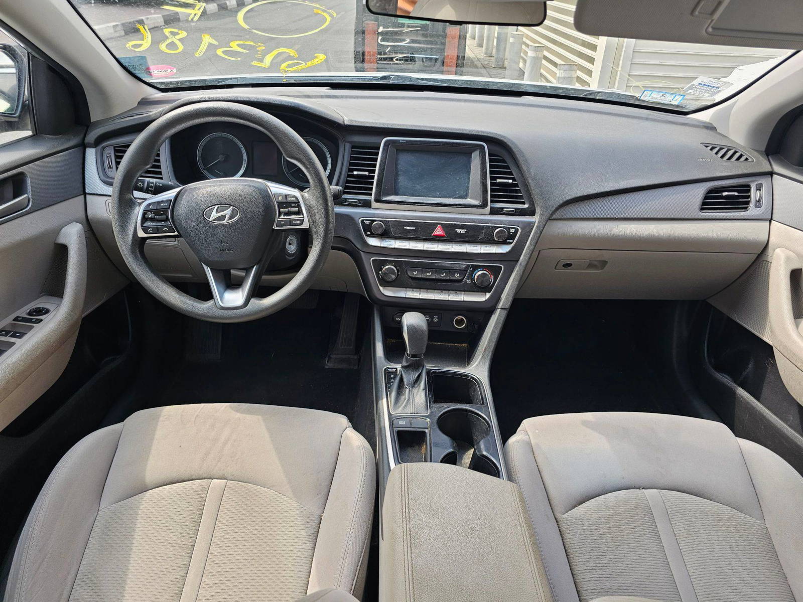 HYUNDAI SONATA 2018 - Marhaba Auction Used Cars - Image 8