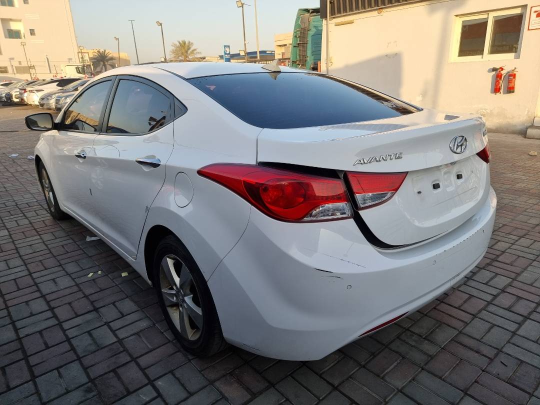2012 HYUNDAI AVANTE — 159420 KM — Lot 2154178 — Ind. 12 - Marhaba Auctions Used Cars - Image 5