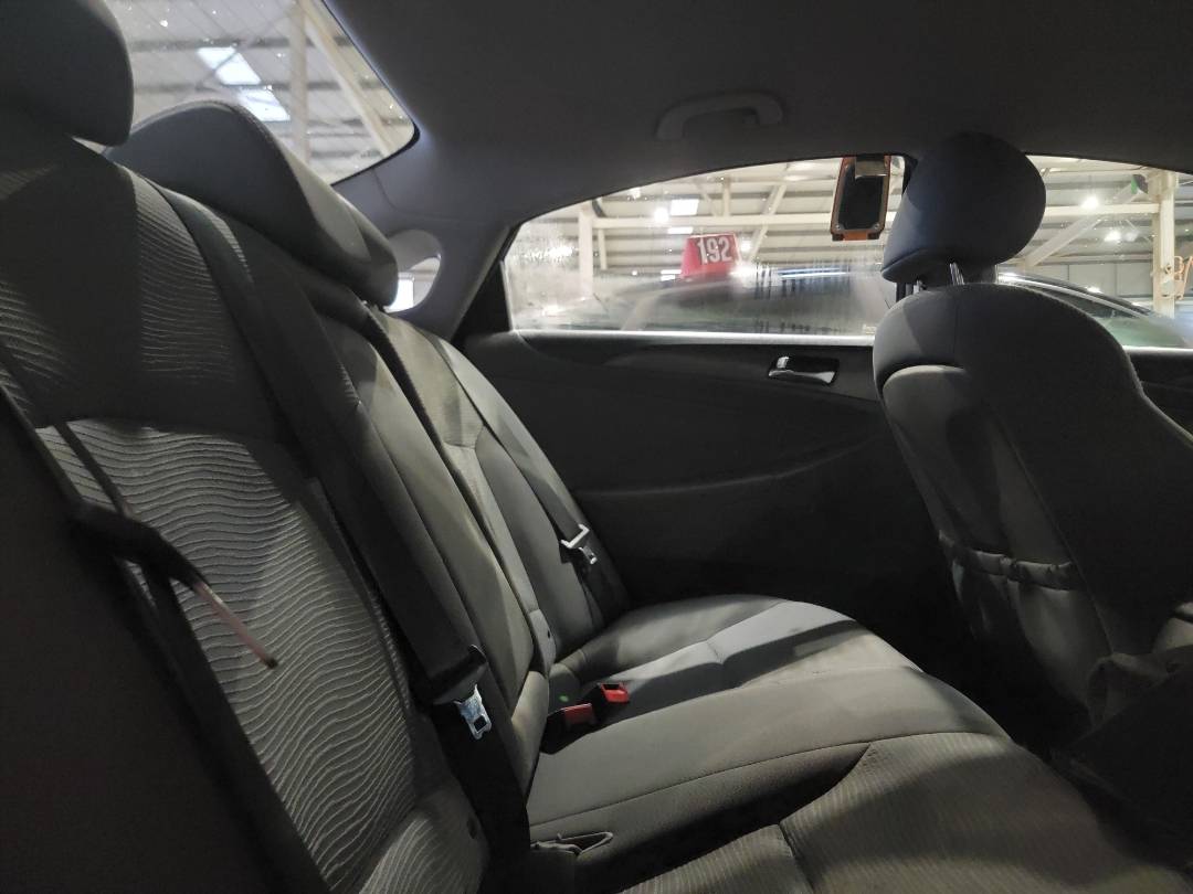 2013 HYUNDAI SONATA — 159450 Miles — Lot 38272798 - Marhaba Auctions Used Cars - Image 5