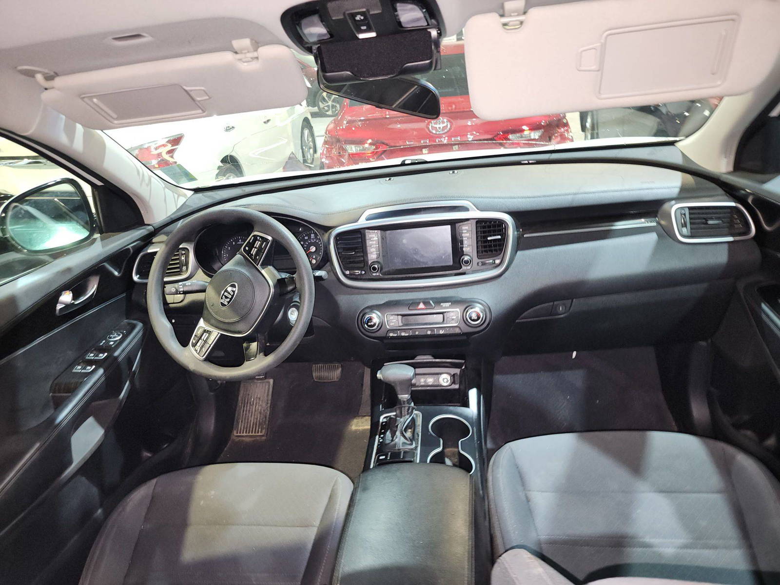 2019 KIA SORENTO — 78610 Miles — Lot 80073 — Souq - Marhaba Auctions Used Cars - Image 7