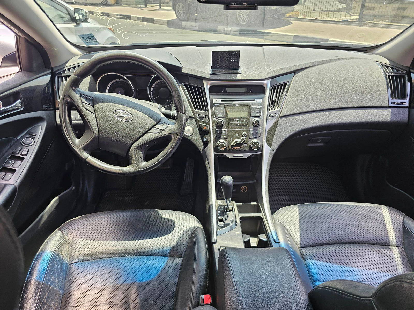 HYUNDAI SONATA 2010 - Marhaba Auction Used Cars - Image 7