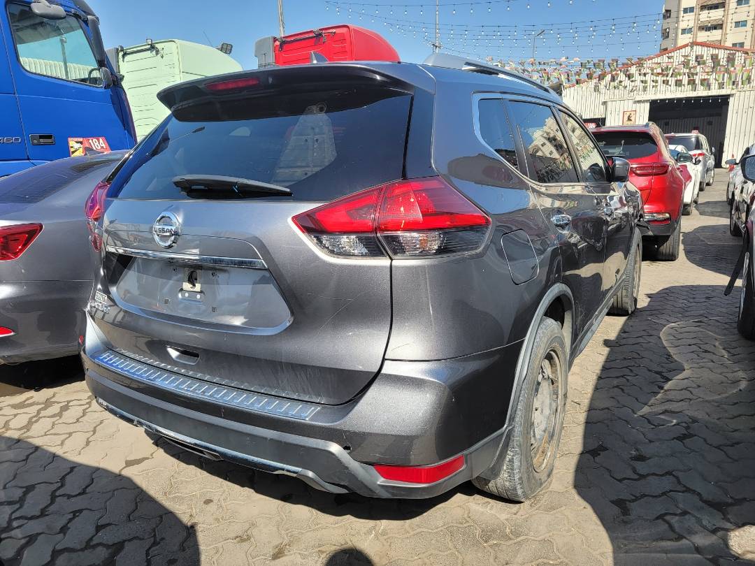 2017 NISSAN ROGUE — 153467 Miles — Lot 2HW386140 — Main - Marhaba Auctions Used Cars - Image 3