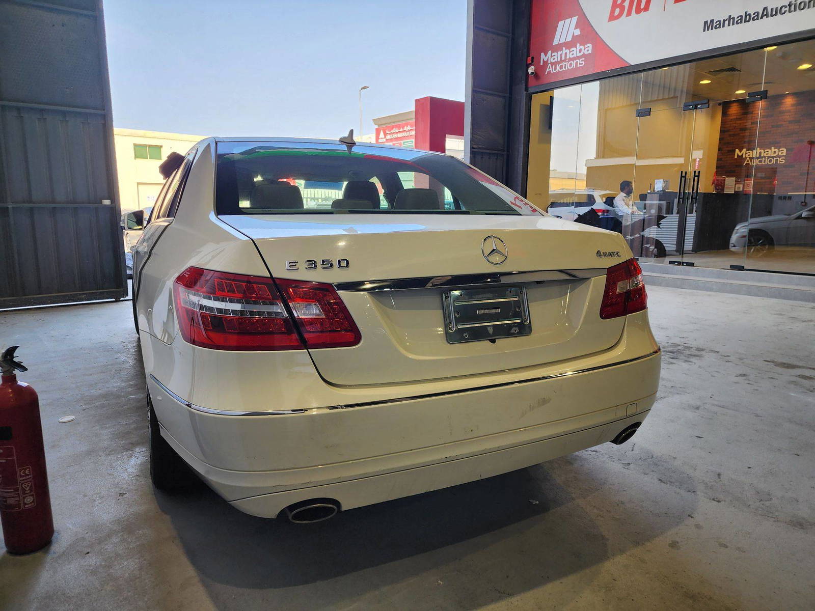 2010 MERCEDES BENZ E 350 — 209937 Miles — Lot 40132204 — Al Quoz - Marhaba Auctions Used Cars - Image 6