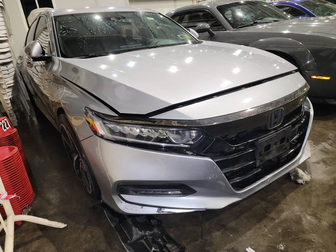 2018 HONDA ACCORD — 118670 Miles — Lot A042859 - Marhaba Auctions Used Cars - Image 4