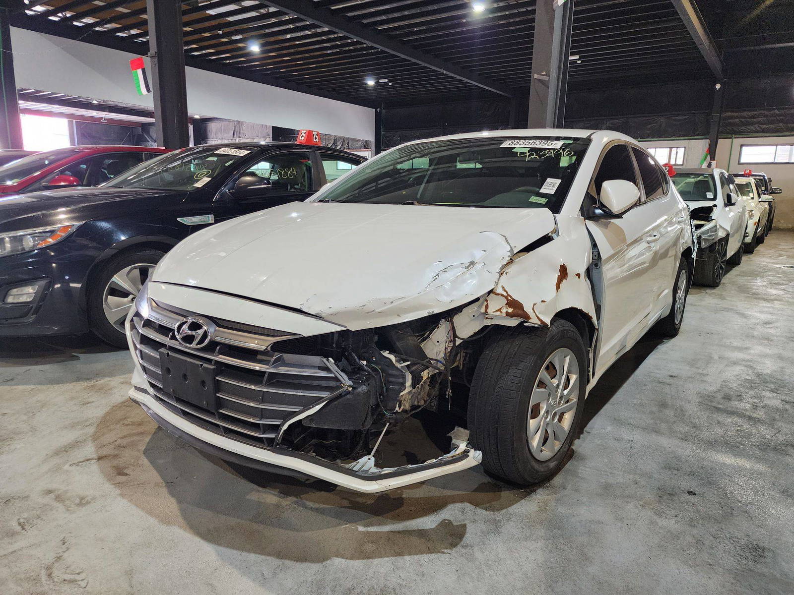 HYUNDAI ELANTRA 2019 - Marhaba Auction Used Cars - Image 4