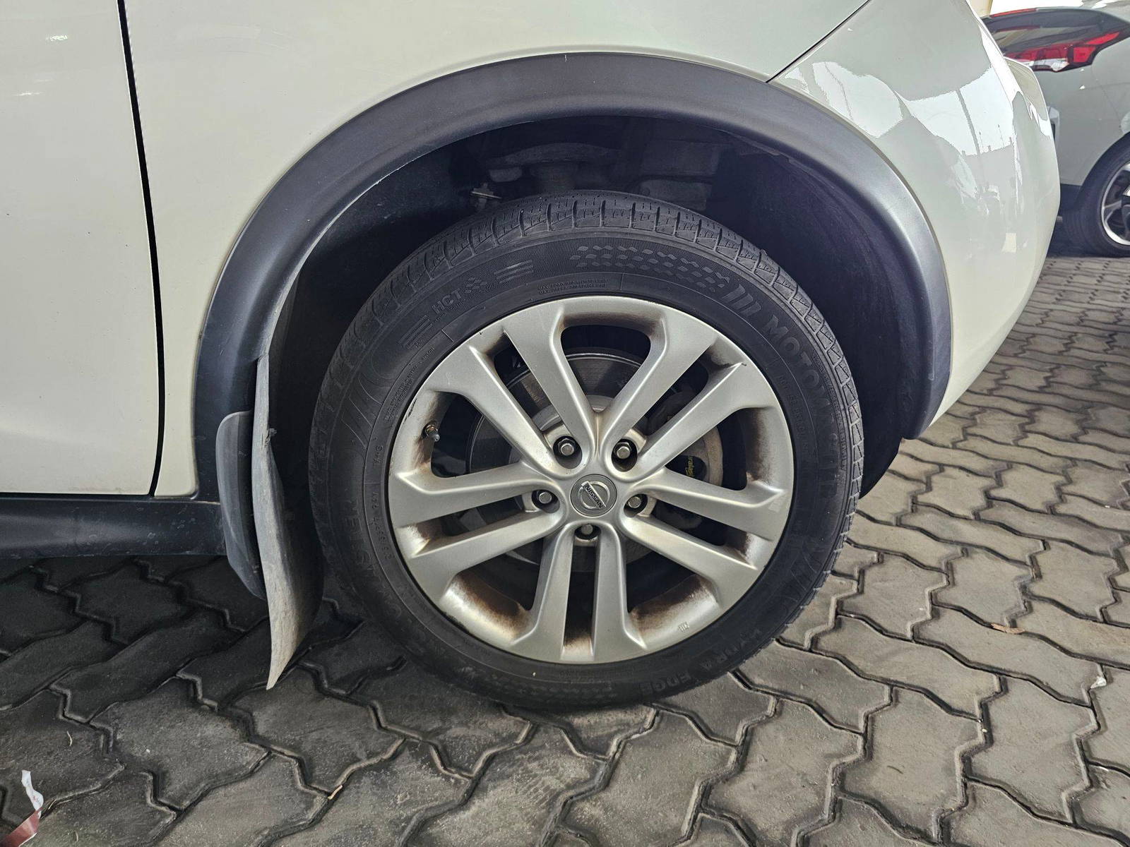 2013 NISSAN JUKE — 158933 KM — Lot 40011743 — Souq - Marhaba Auctions Used Cars - Image 10
