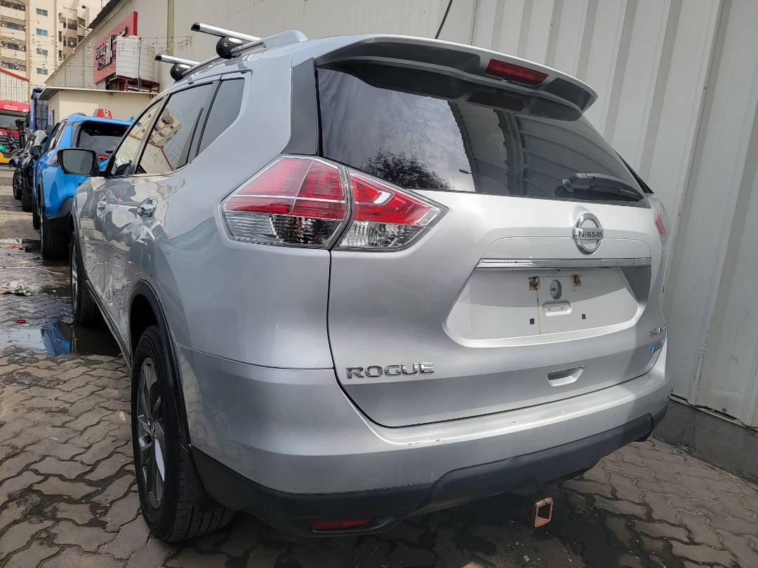 2015 NISSAN ROGUE — 176952 KM — Lot FC888569 — Main - Marhaba Auctions Used Cars - Image 3
