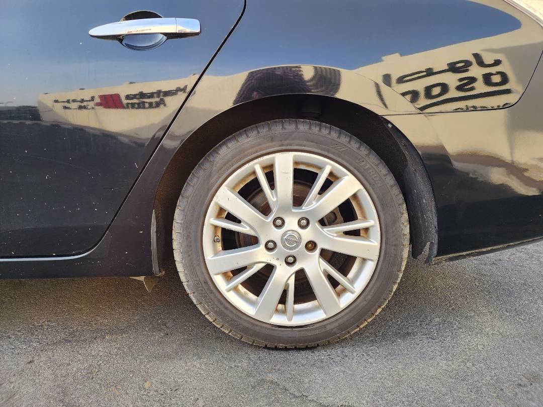 2013 NISSAN SENTRA — 82701 Miles — Lot 50346344 — Souq - Marhaba Auctions Used Cars - Image 11