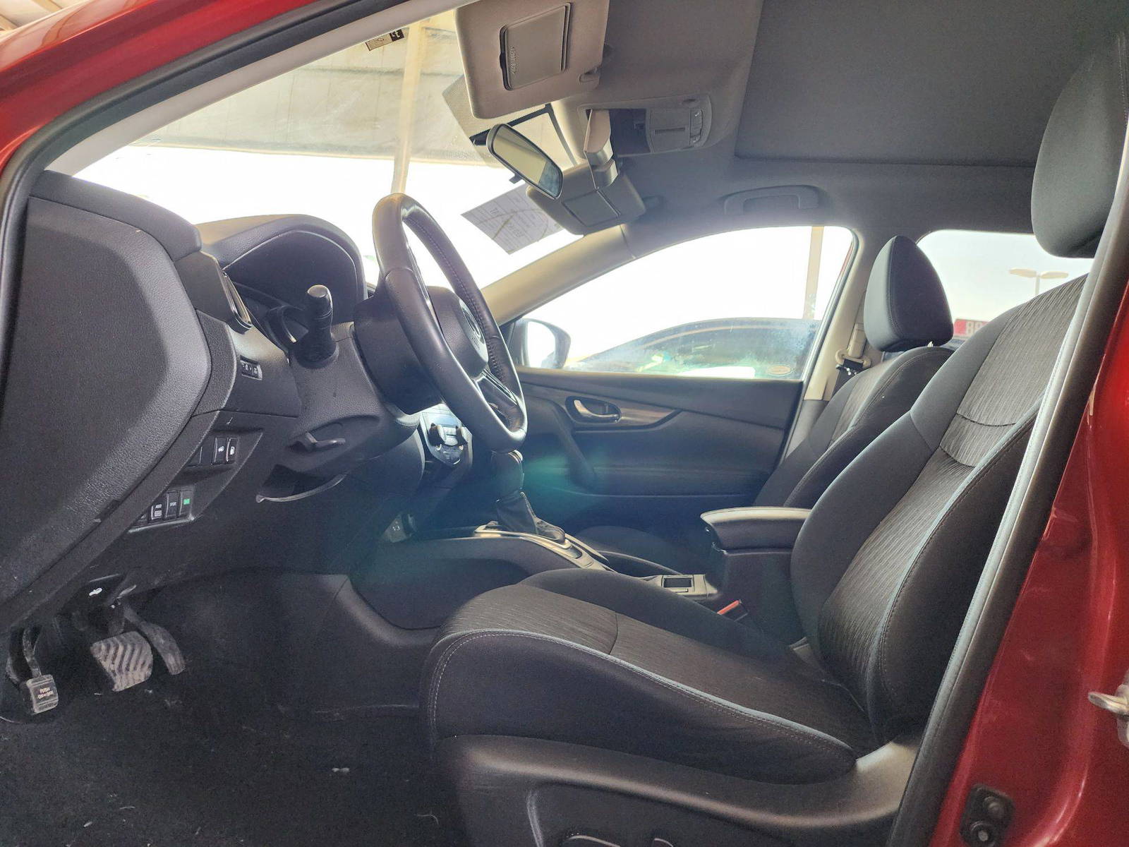 2018 NISSAN ROGUE — 129175 KM — Lot 1JC707505 — Souq - Marhaba Auctions Used Cars - Image 9