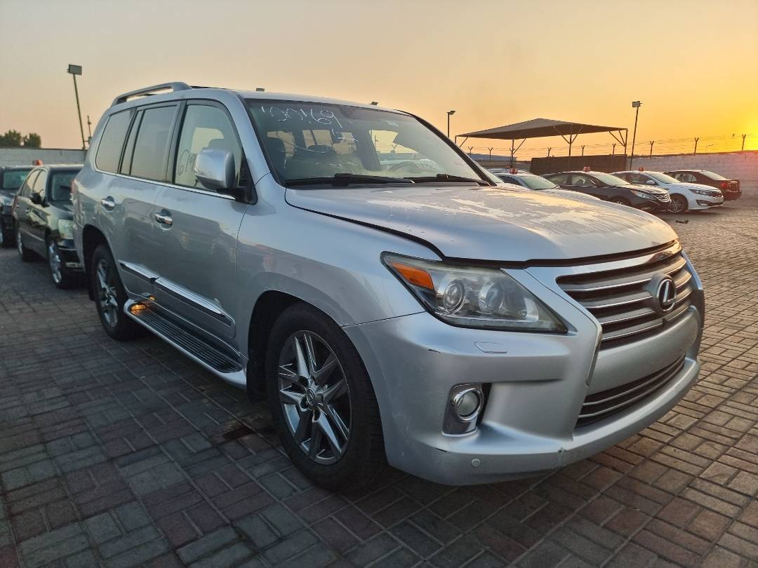 2013 LEXUS LX 570 — 136299 Miles — Lot 125478 — Ind. 12 - Marhaba Auctions Used Cars - Image 3