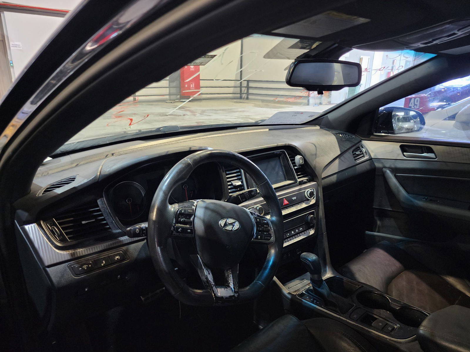 2018 HYUNDAI SONATA — 188618 Miles — Lot 897654 — Ind. 12 - Marhaba Auctions Used Cars - Image 10
