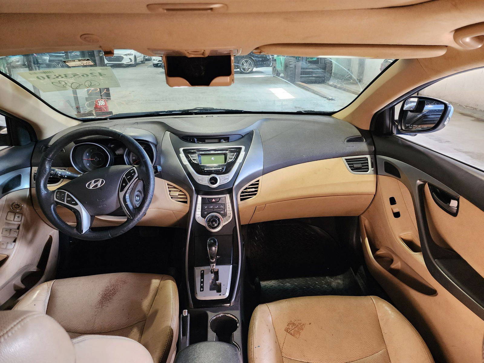 2012 HYUNDAI ELANTRA — 149875 Miles — Lot 215491 — Al Quoz - Marhaba Auctions Used Cars - Image 7