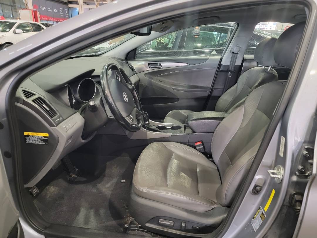 2015 HYUNDAI SONATA — 122703 Miles — Lot 129860 — Main - Marhaba Auctions Used Cars - Image 8
