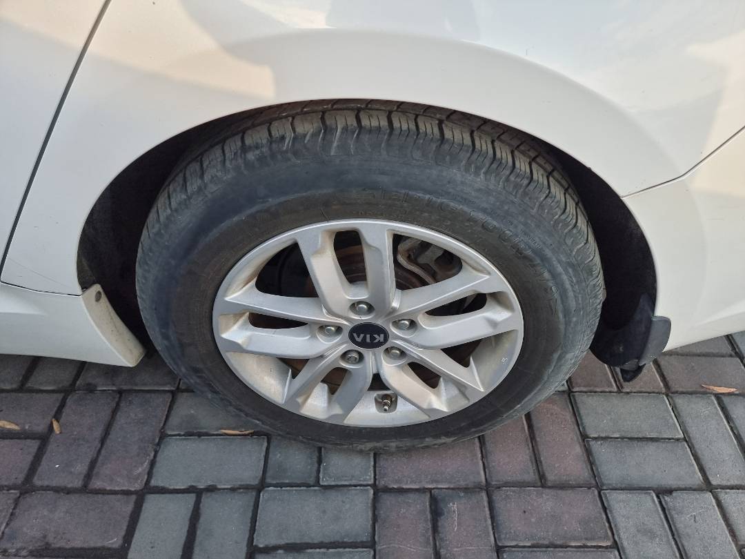 2011 KIA OPTIMA — 146259 Miles — Lot 69585544 — Ind. 12 - Marhaba Auctions Used Cars - Image 11