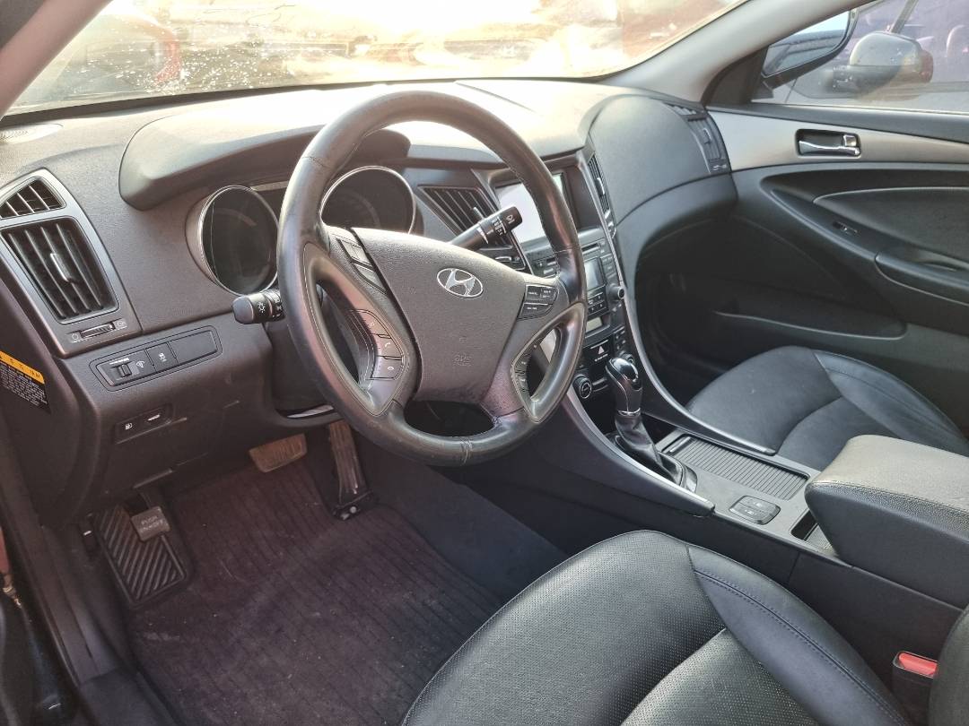2014 HYUNDAI SONATA — 136736 KM — Lot 215478 — Ind. 12 - Marhaba Auctions Used Cars - Image 8