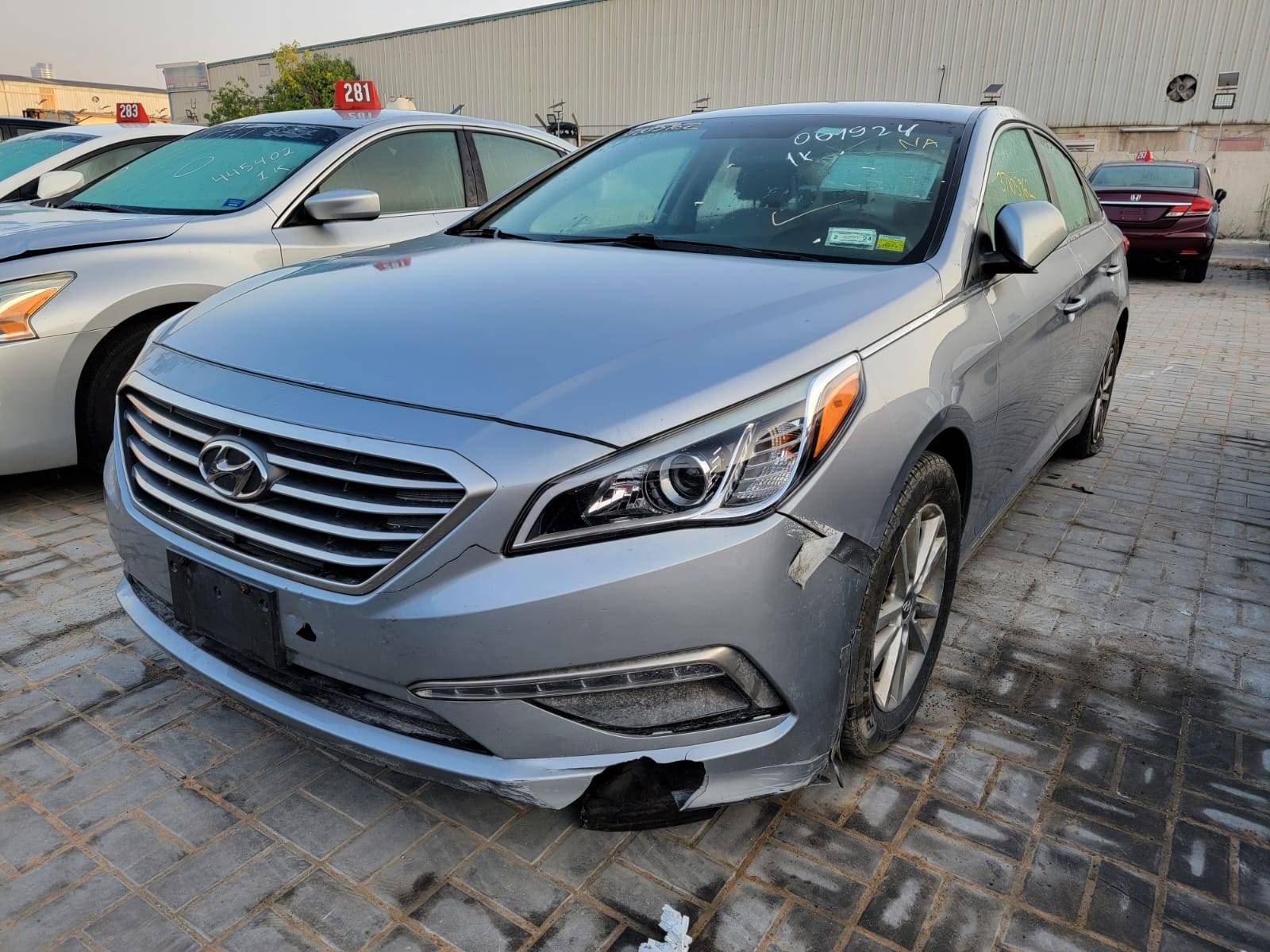 2015 HYUNDAI SONATA — 166662 Miles — Lot 37105962 - Marhaba Auctions Used Cars - Image 4