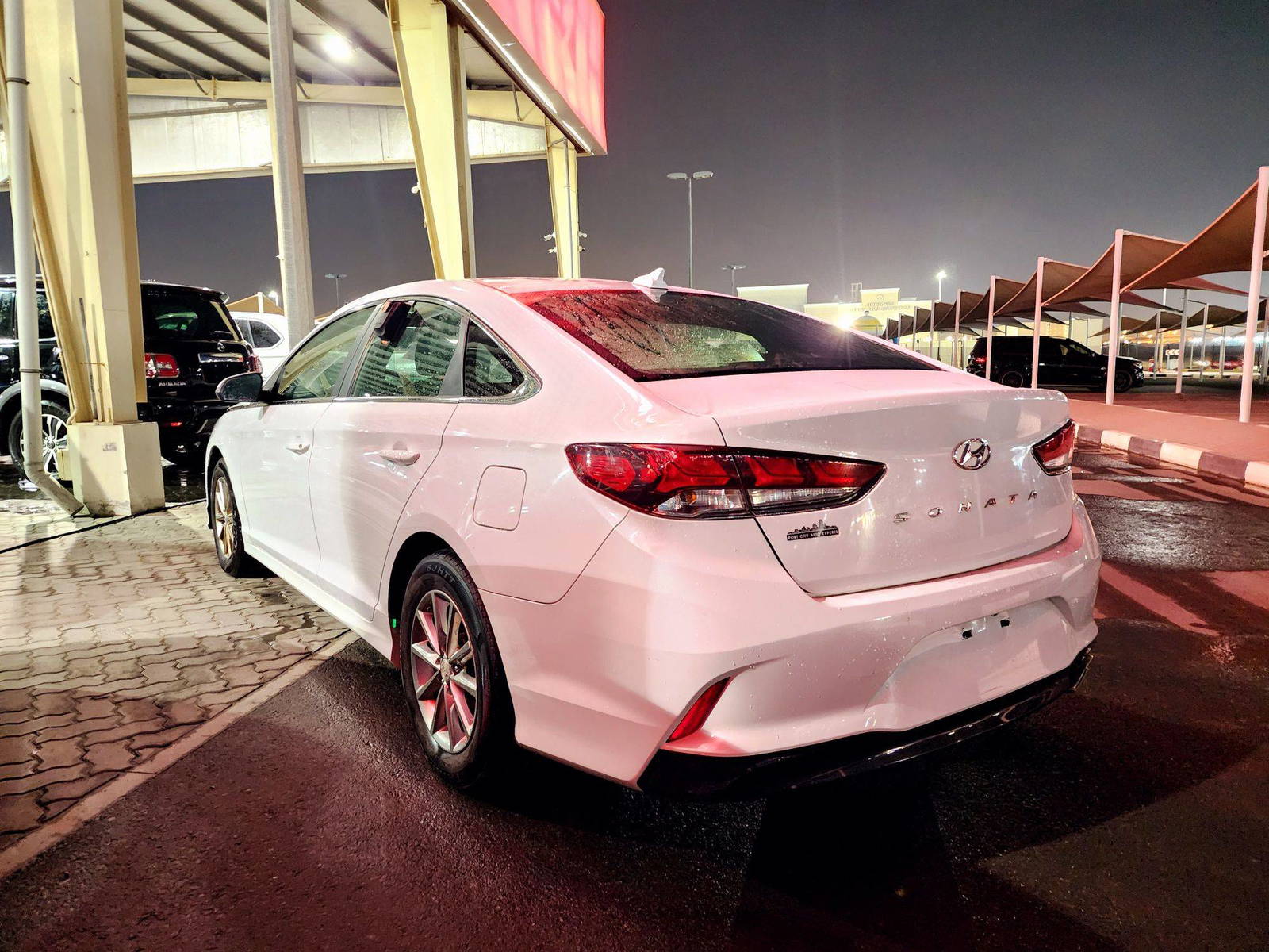 2018 HYUNDAI SONATA — 120636 KM — Lot JH711384 — Souq - Marhaba Auctions Used Cars - Image 5