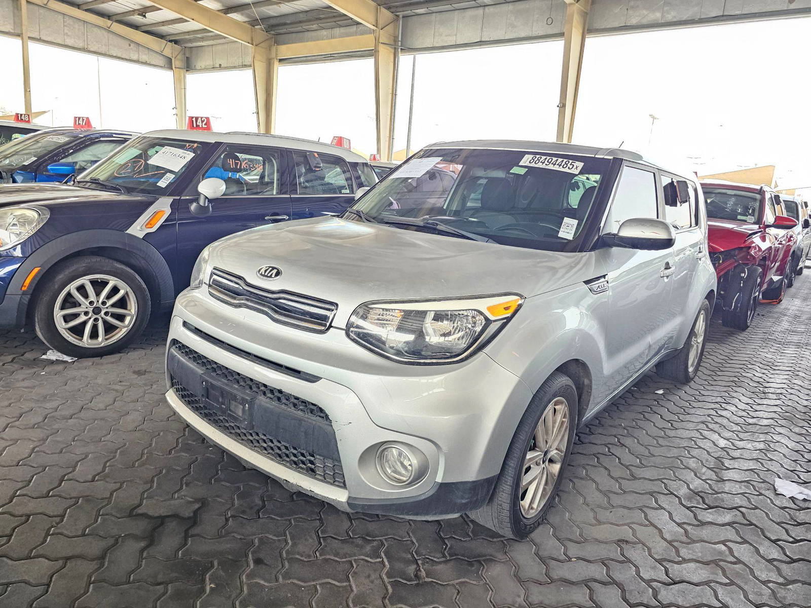 2018 KIA SOUL — 214926 Miles — Lot 55J7595464 — Souq - Marhaba Auctions Used Cars - Image 5