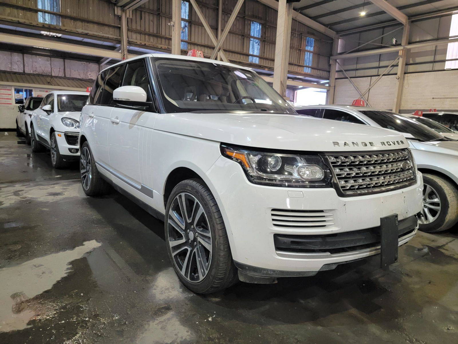 LAND ROVER RANGE ROVER 2017 - Marhaba Auction Used Cars - Image 4