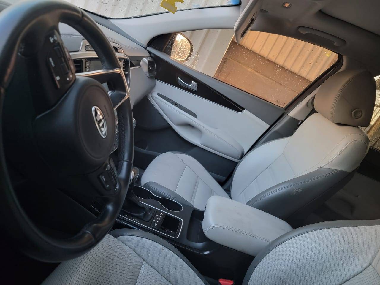 2017 KIA SORENTO — 140844 Miles — Lot G313717 — Souq - Marhaba Auctions Used Cars - Image 13