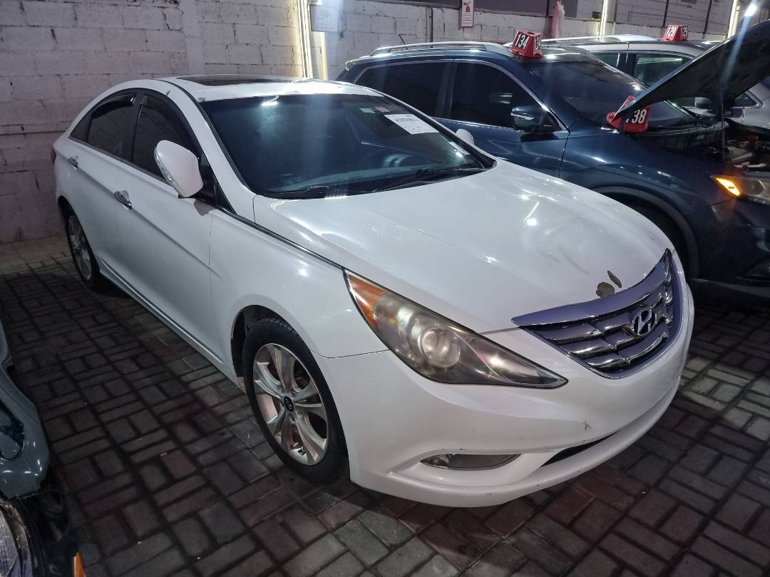 2011 HYUNDAI SONATA — 187704 Miles — Lot 214578 — Ind. 12 - Marhaba Auctions Used Cars - Image 3