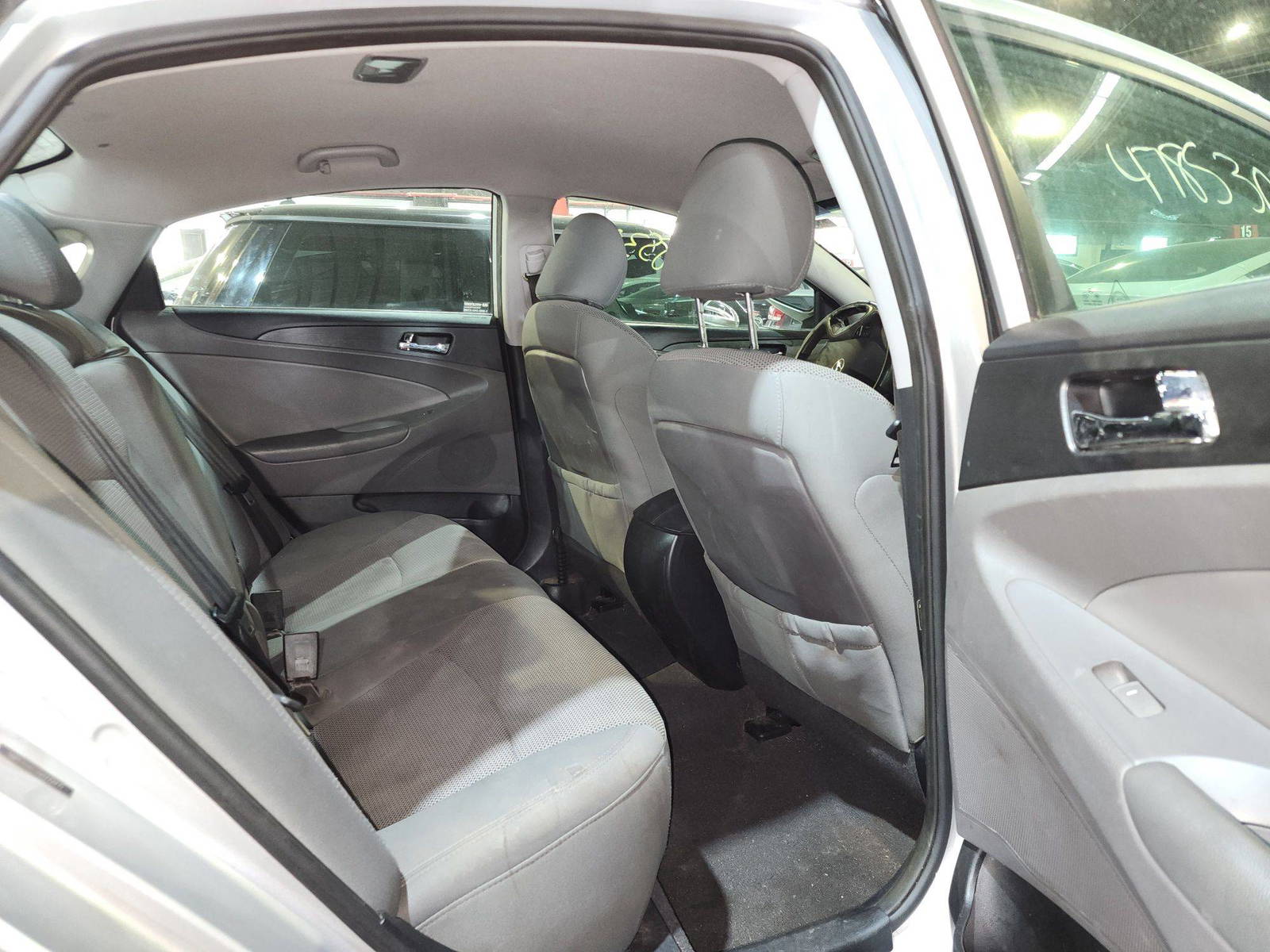 2013 HYUNDAI SONATA — 153567 Miles — Lot 47853085 — Al Quoz - Marhaba Auctions Used Cars - Image 7